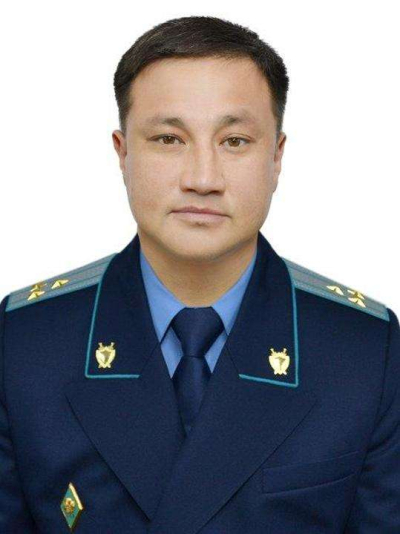 «Пьяный дебош» или ошибка? Суд в Актау закрыл дело против прокурора