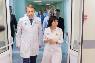 Два главврача екатеринбургских больниц расстались с должностями