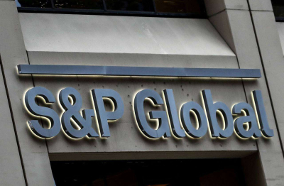 S&amp;P улучшило прогноз Казахстана со стабильного на позитивный