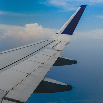 Летим на море весной