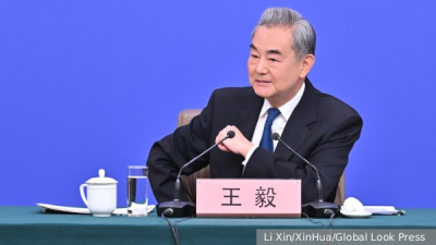 Глава МИД Китая словами Лао-Цзы призвал остановить войну на Ближнем Востоке