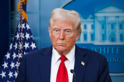 &laquo;Кто он такой?&raquo;: в Иране накинулись на Трамп из-за ядерного диктата