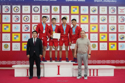 Военнослужащий ВМС стал призером чемпионата Казахстана по самбо