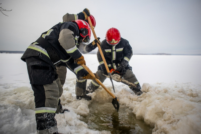 Добровольцы из Екатеринбурга вошли в тройку лучших пожарных команд России