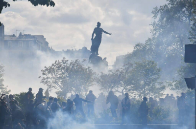 В Париже начались массовые беспорядки после победы ПСЖ в Лиге чемпионов