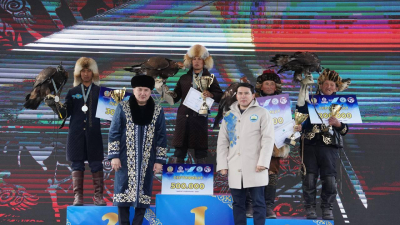 Фестиваль в ВКО стал площадкой сохранения традиций соколиной охоты