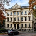 «Ай, Моська! Знать она сильна…»: посольство РФ в Вене ответило президенту Австрии на слова о «карлике»