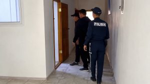 Поездка обернулась арестом и лишением прав для двух друзей в Мангистау (видео)