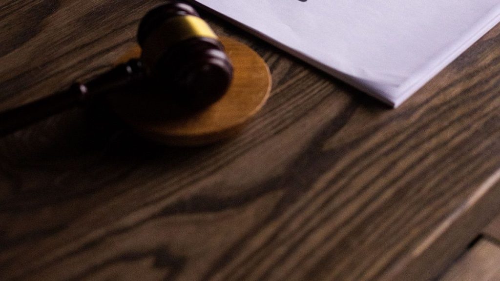 Подозреваемый по делу о развращении первоклассницы в Шымкенте добился пересмотра решения (видео)