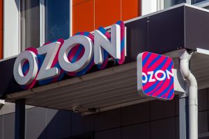 Ozon с 13 октября закроет страховую программу для селлеров, пострадавших от атак БПЛА